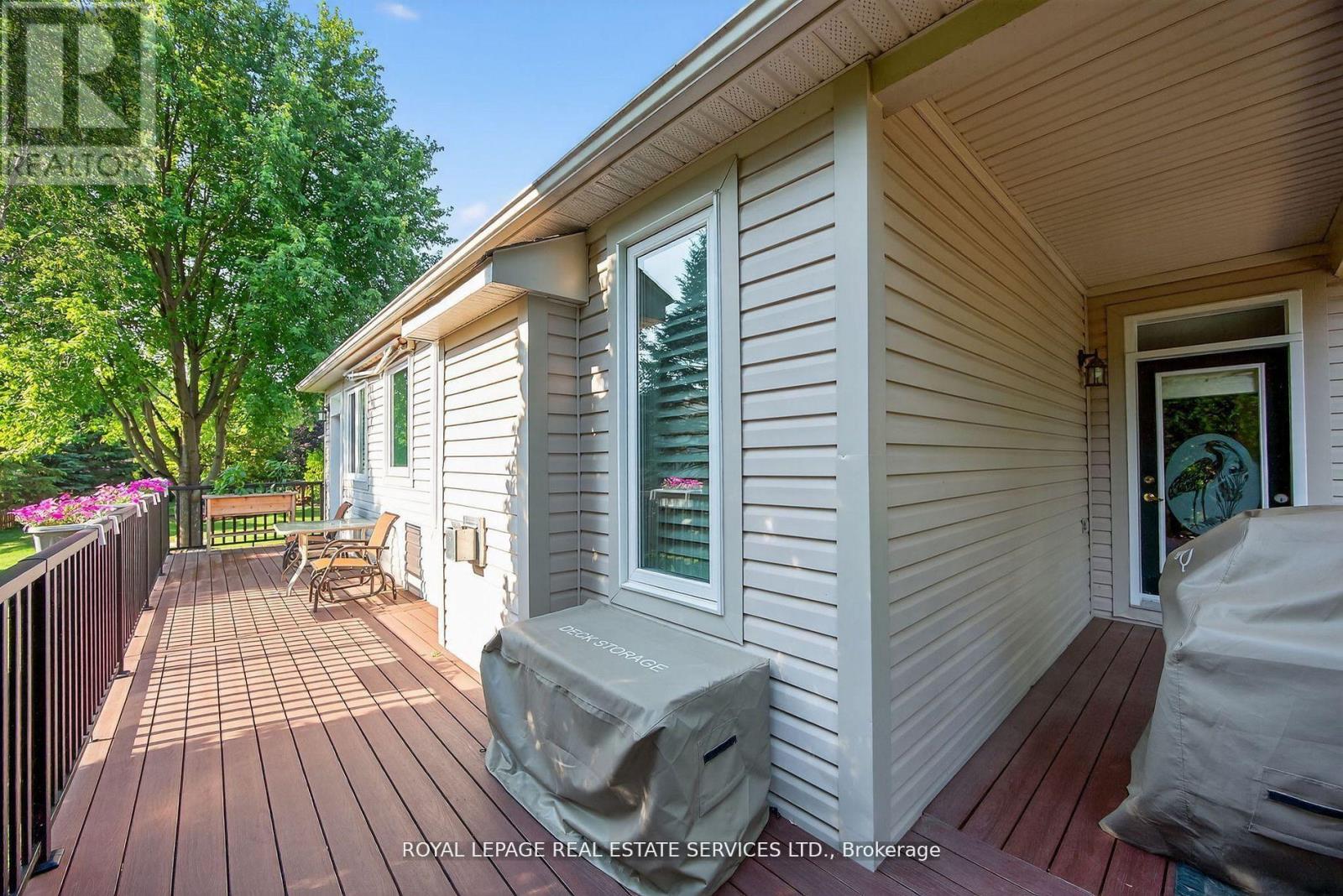 17 Northwood Drive, Wasaga Beach, Ontario  L9Z 3B5 - Photo 10 - S12938710