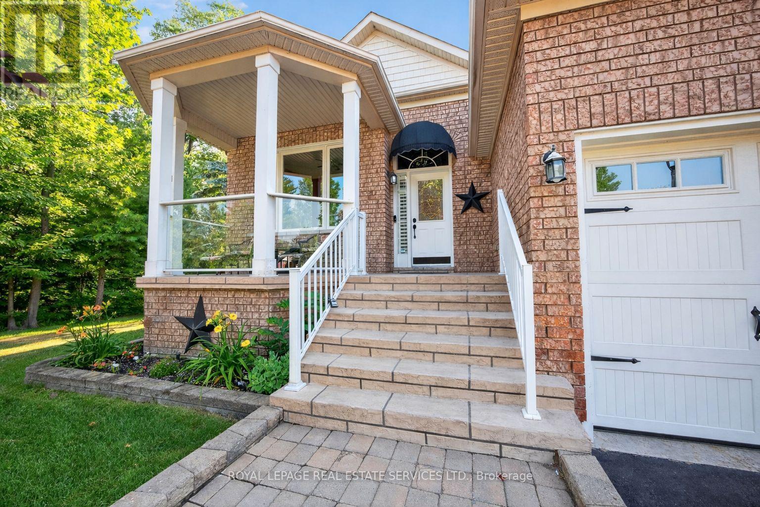 17 Northwood Drive, Wasaga Beach, Ontario  L9Z 3B5 - Photo 2 - S12938710