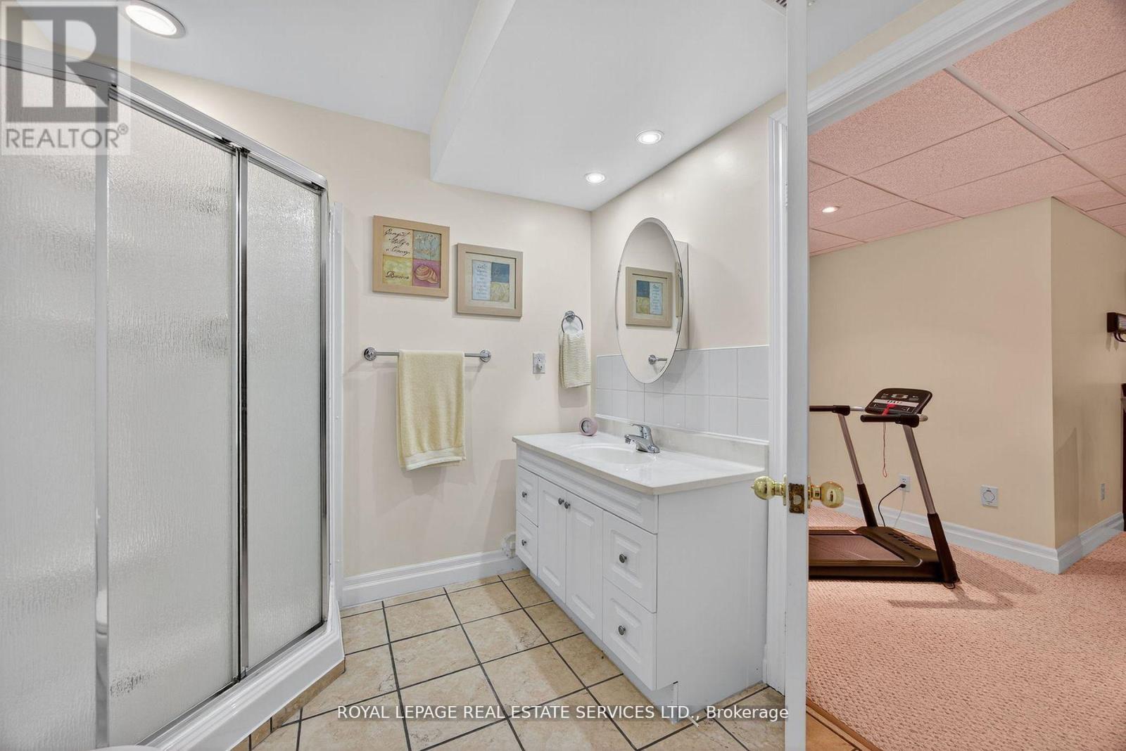 17 Northwood Drive, Wasaga Beach, Ontario  L9Z 3B5 - Photo 34 - S12938710