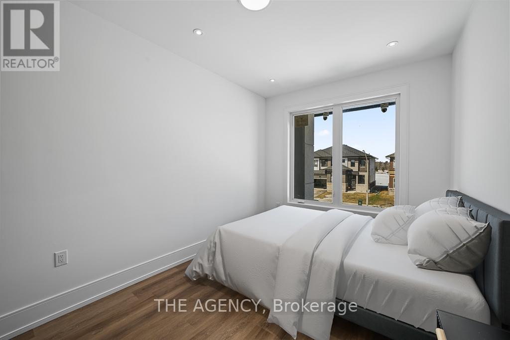 3714 Quayside Drive, Severn, Ontario  L3V 6H3 - Photo 31 - S12938720