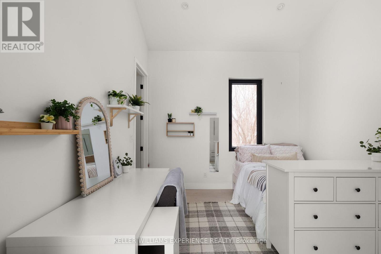 236 Cox Mill Road, Barrie, Ontario  L4N 4G5 - Photo 16 - S12938756