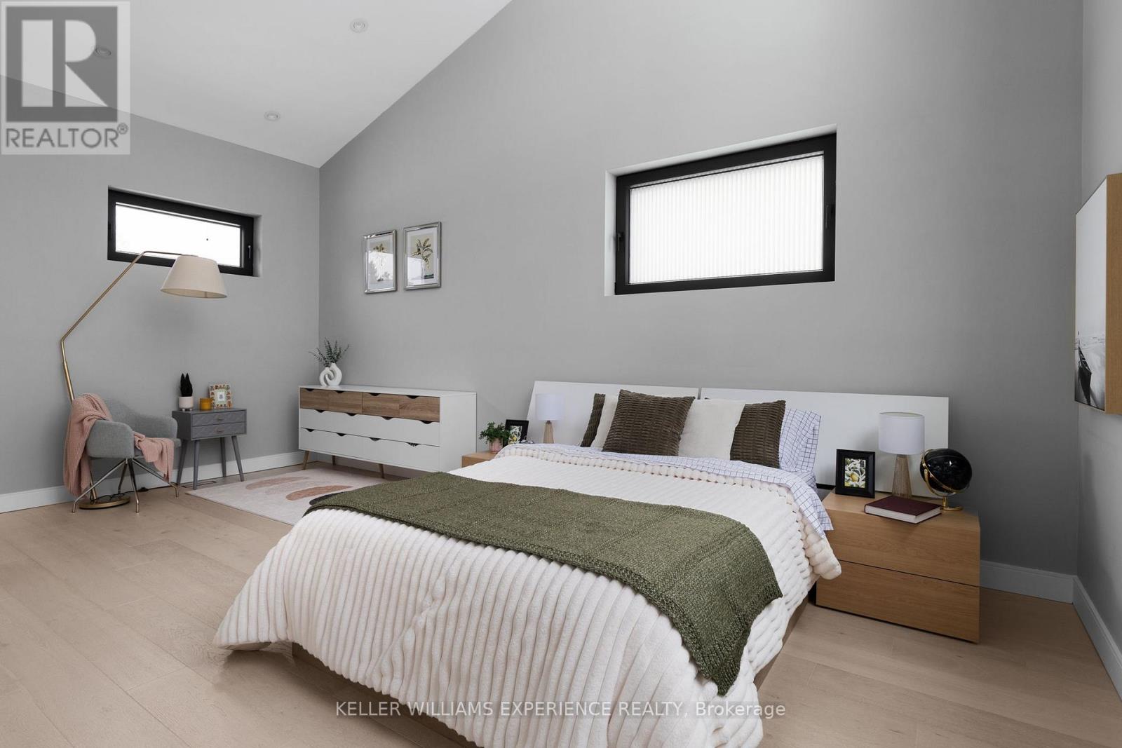 236 Cox Mill Road, Barrie, Ontario  L4N 4G5 - Photo 9 - S12938756