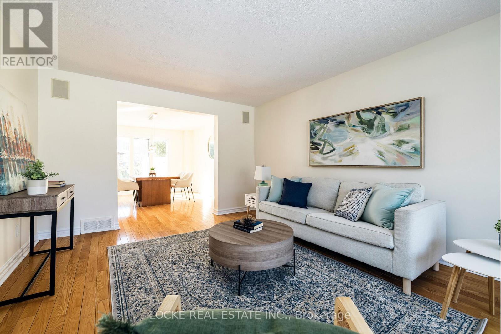 1404 Forest Valley Drive, Ottawa, Ontario  K1C 5M8 - Photo 7 - X12937514