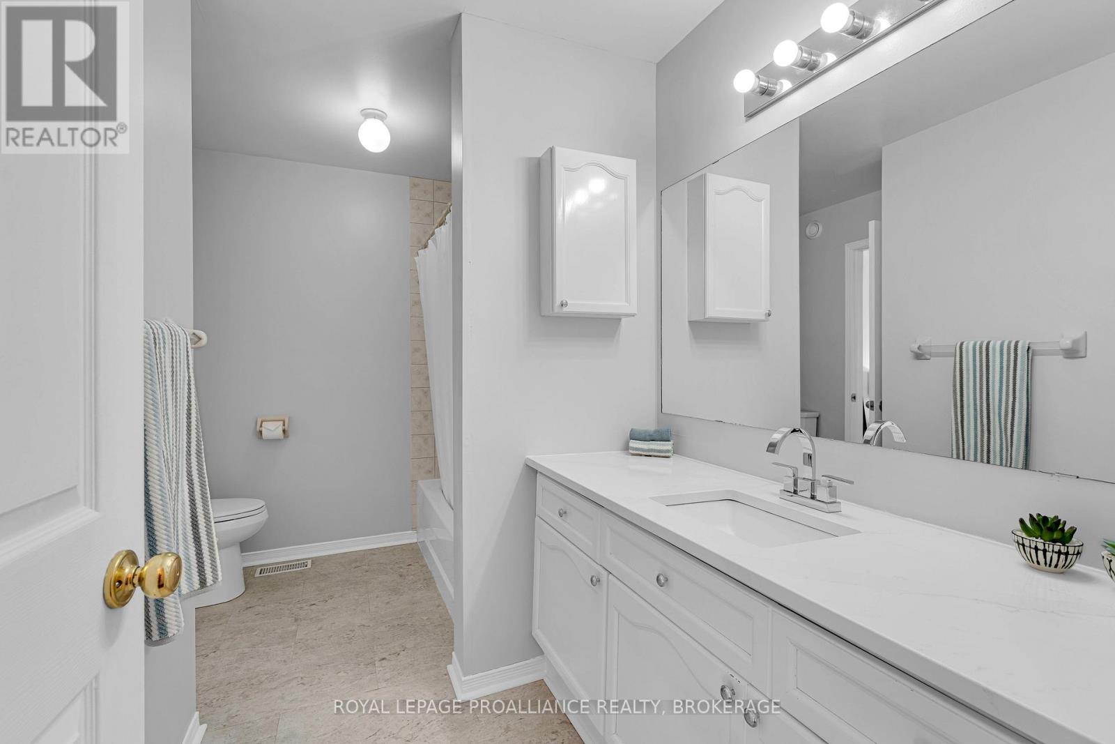 660 Roosevelt Drive, Kingston, Ontario K7M 8T8 - Photo 16 - X12938510