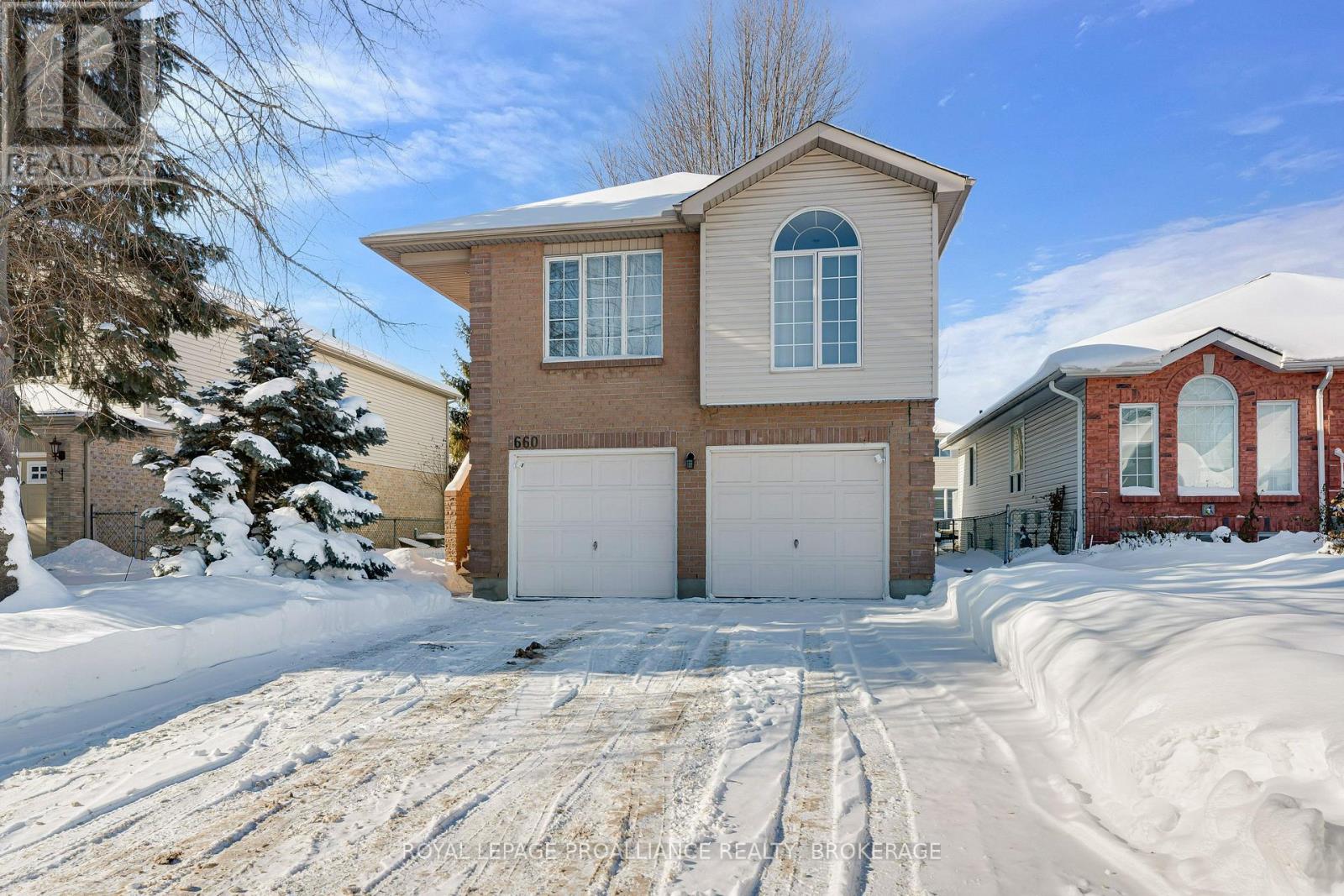 660 Roosevelt Drive, Kingston, Ontario K7M 8T8 - Photo 2 - X12938510