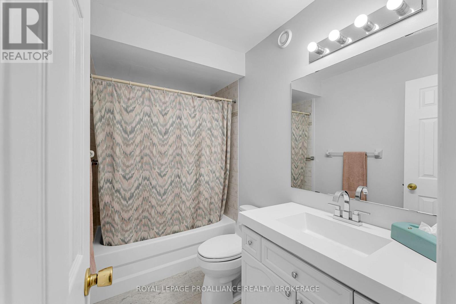 660 Roosevelt Drive, Kingston, Ontario K7M 8T8 - Photo 28 - X12938510