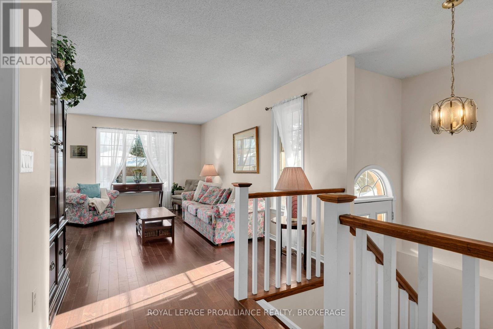 660 Roosevelt Drive, Kingston, Ontario K7M 8T8 - Photo 5 - X12938510