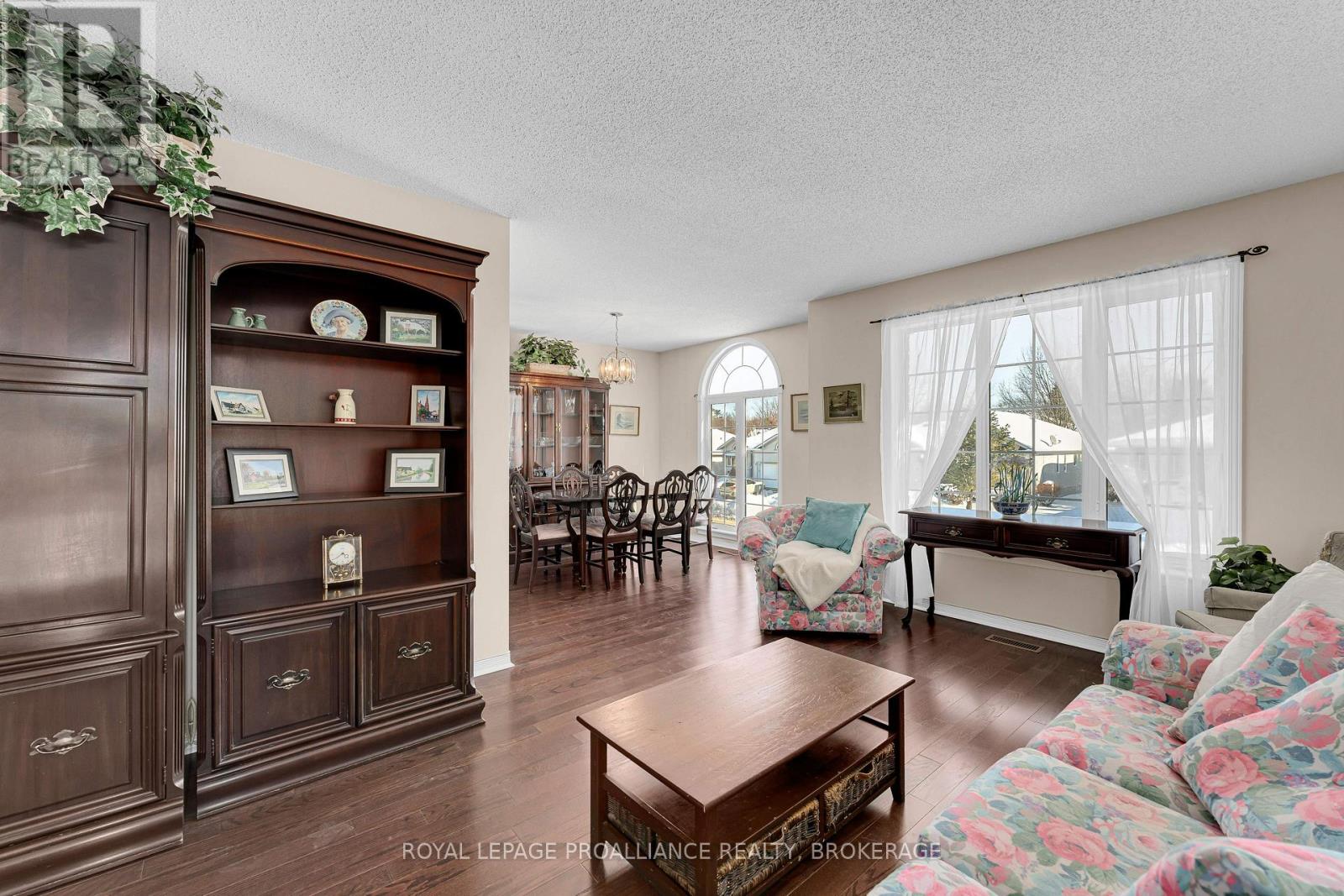 660 Roosevelt Drive, Kingston, Ontario K7M 8T8 - Photo 7 - X12938510