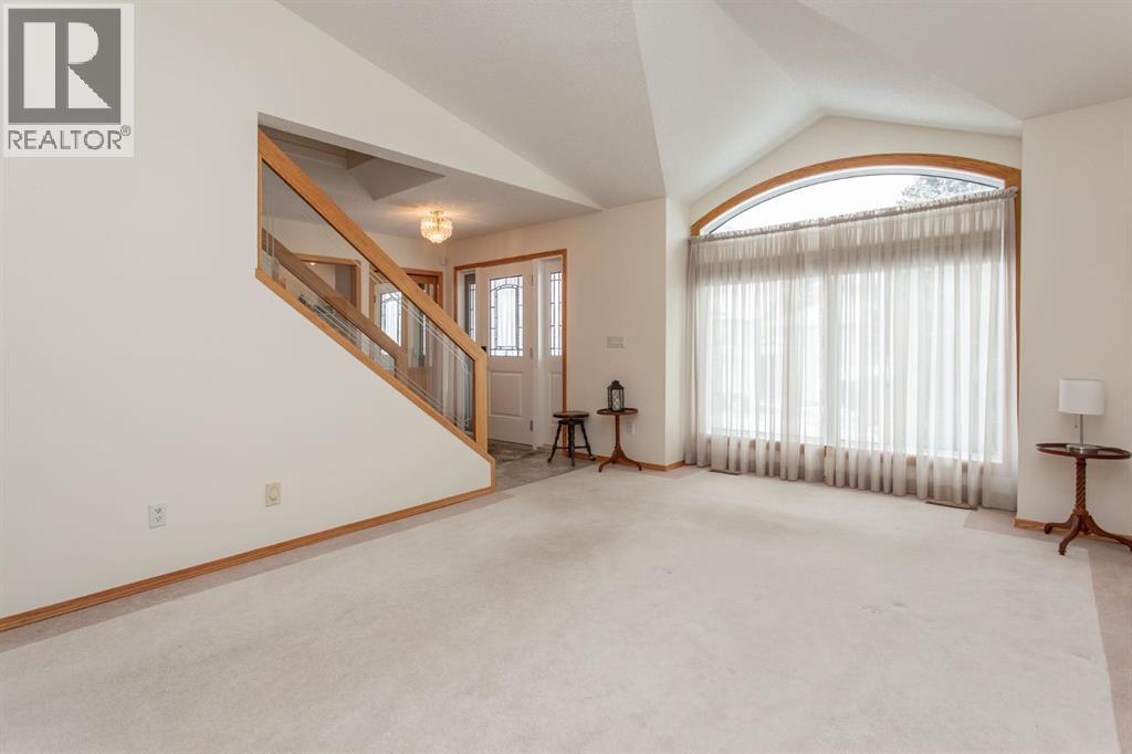 52 Anquetel Street, Red Deer, Alberta  T4R 2K8 - Photo 7 - A2295645