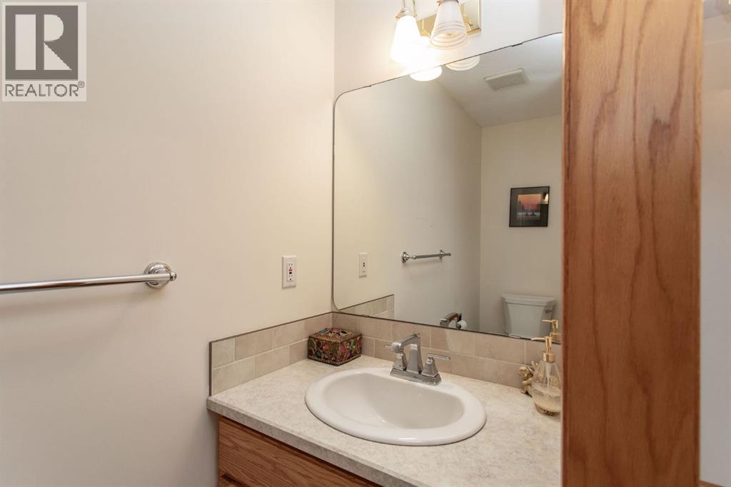 52 Anquetel Street, Red Deer, Alberta  T4R 2K8 - Photo 22 - A2295645