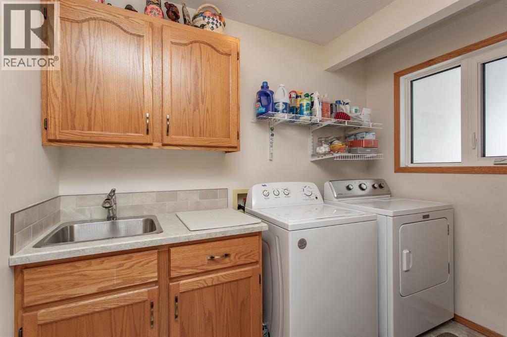 52 Anquetel Street, Red Deer, Alberta  T4R 2K8 - Photo 21 - A2295645