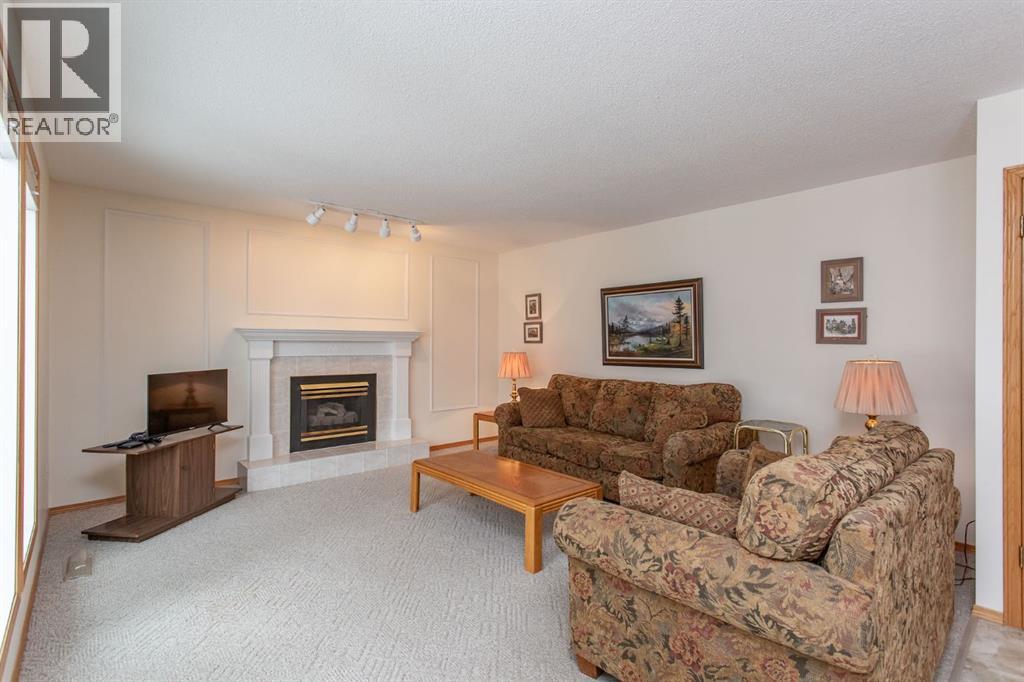 52 Anquetel Street, Red Deer, Alberta  T4R 2K8 - Photo 18 - A2295645