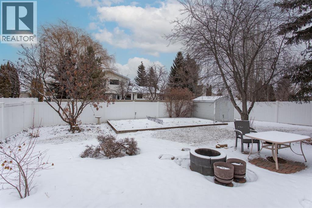 52 Anquetel Street, Red Deer, Alberta  T4R 2K8 - Photo 39 - A2295645