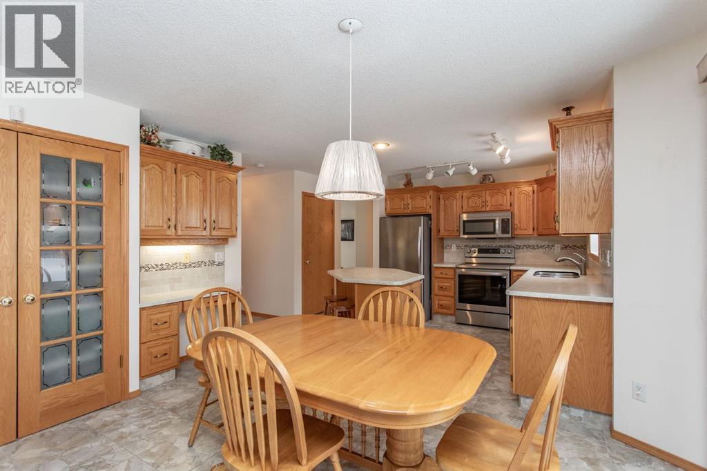 52 Anquetel Street, Red Deer, Alberta  T4R 2K8 - Photo 14 - A2295645