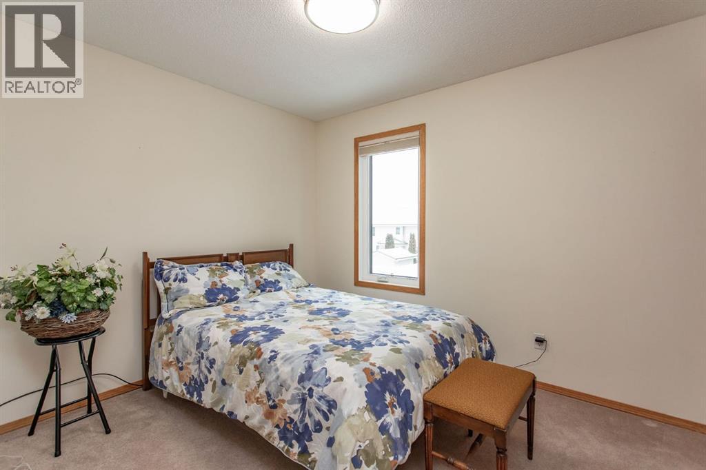 52 Anquetel Street, Red Deer, Alberta  T4R 2K8 - Photo 23 - A2295645