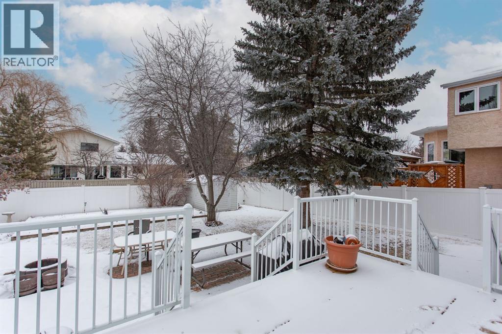 52 Anquetel Street, Red Deer, Alberta  T4R 2K8 - Photo 37 - A2295645