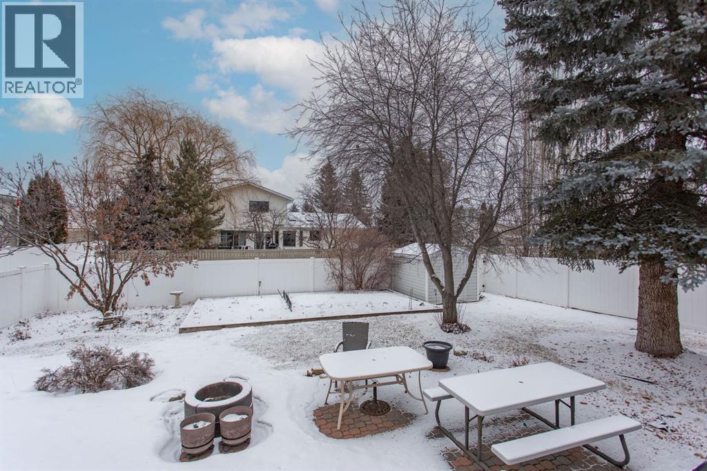 52 Anquetel Street, Red Deer, Alberta  T4R 2K8 - Photo 38 - A2295645