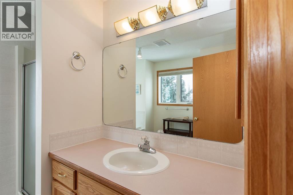 52 Anquetel Street, Red Deer, Alberta  T4R 2K8 - Photo 28 - A2295645