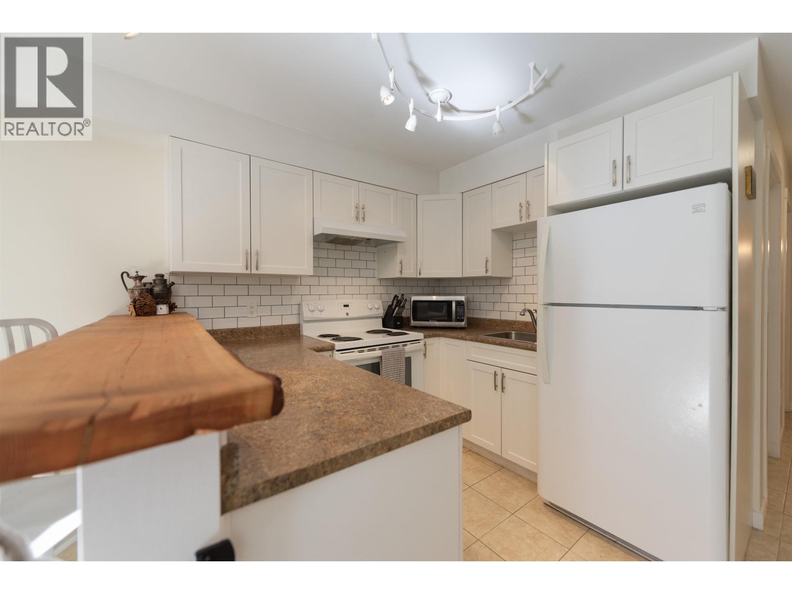 6391 Oracle Road, Sechelt, British Columbia  V7Z 0R8 - Photo 29 - R3088012