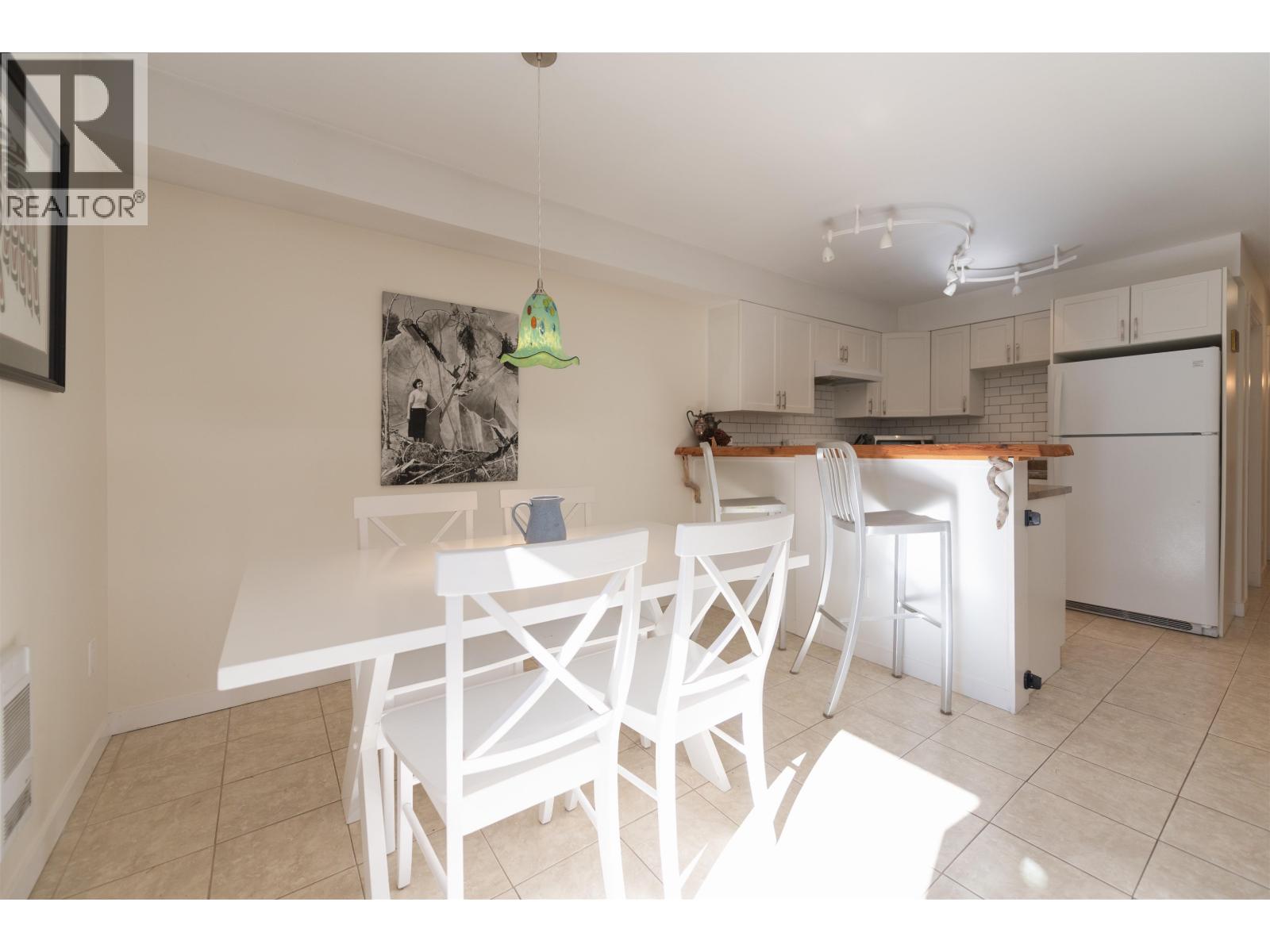 6391 Oracle Road, Sechelt, British Columbia  V7Z 0R8 - Photo 26 - R3088012