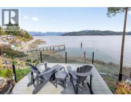 790 MARINE DRIVE, Gibsons, British Columbia