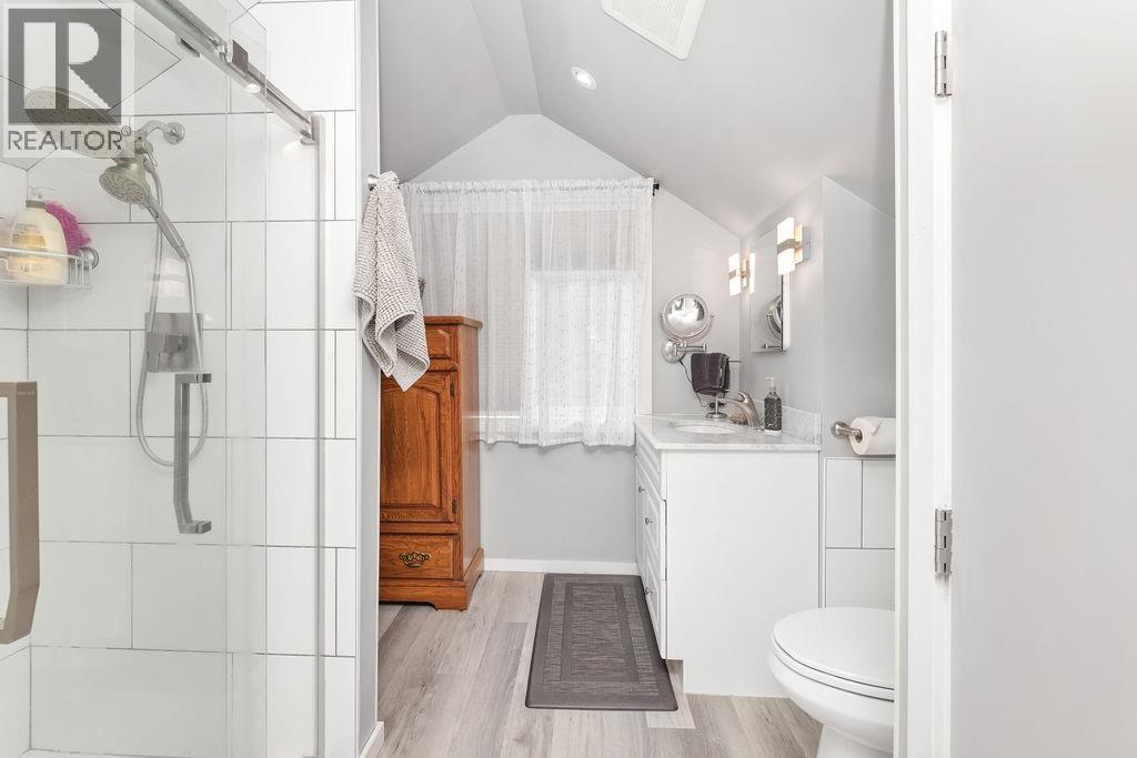 790 Marine Drive, Gibsons, British Columbia  V0N 1V1 - Photo 29 - R3088024