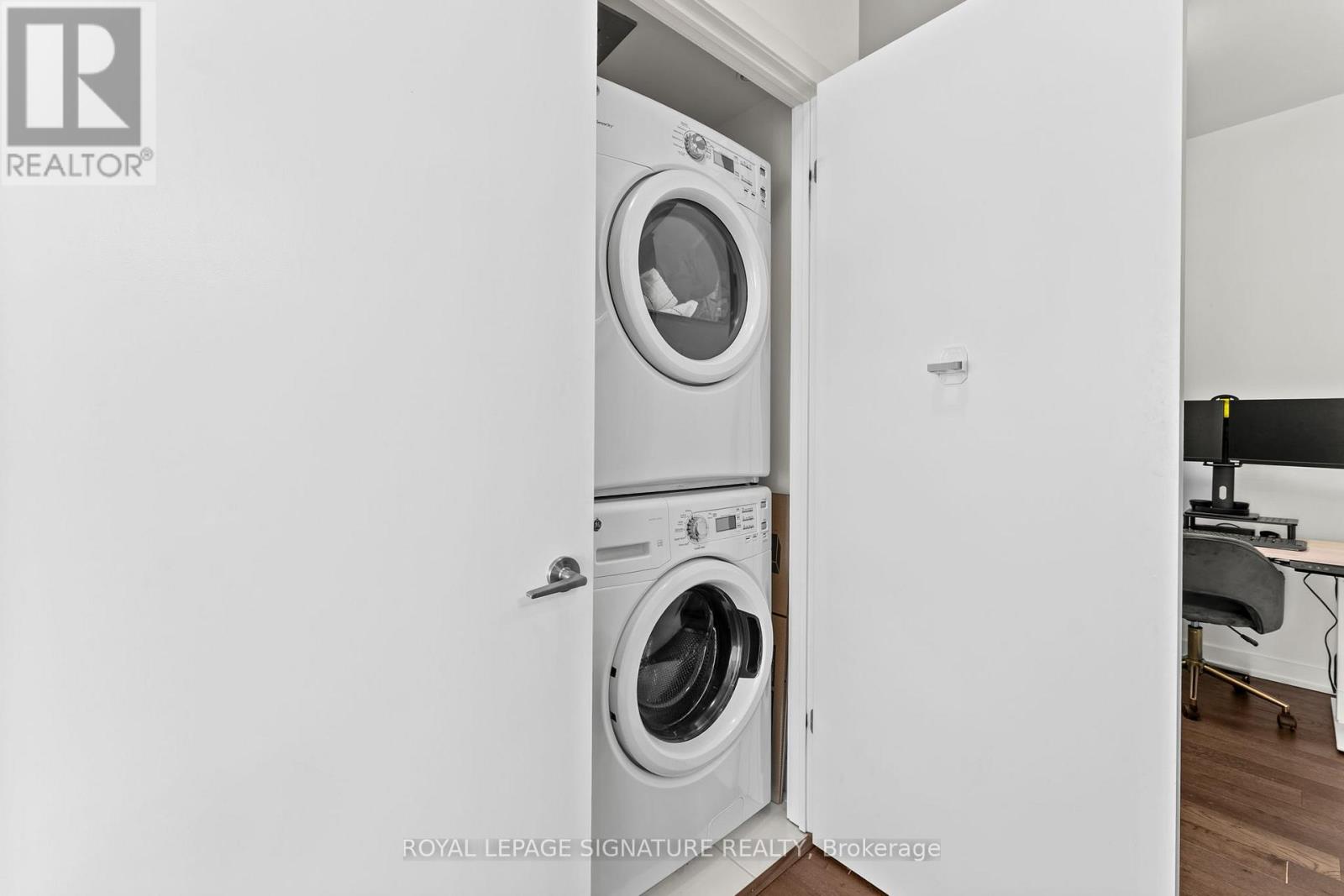 4308 - 2212 Lake Shore Boulevard W, Toronto, Ontario  M8V 0C2 - Photo 23 - W12938454