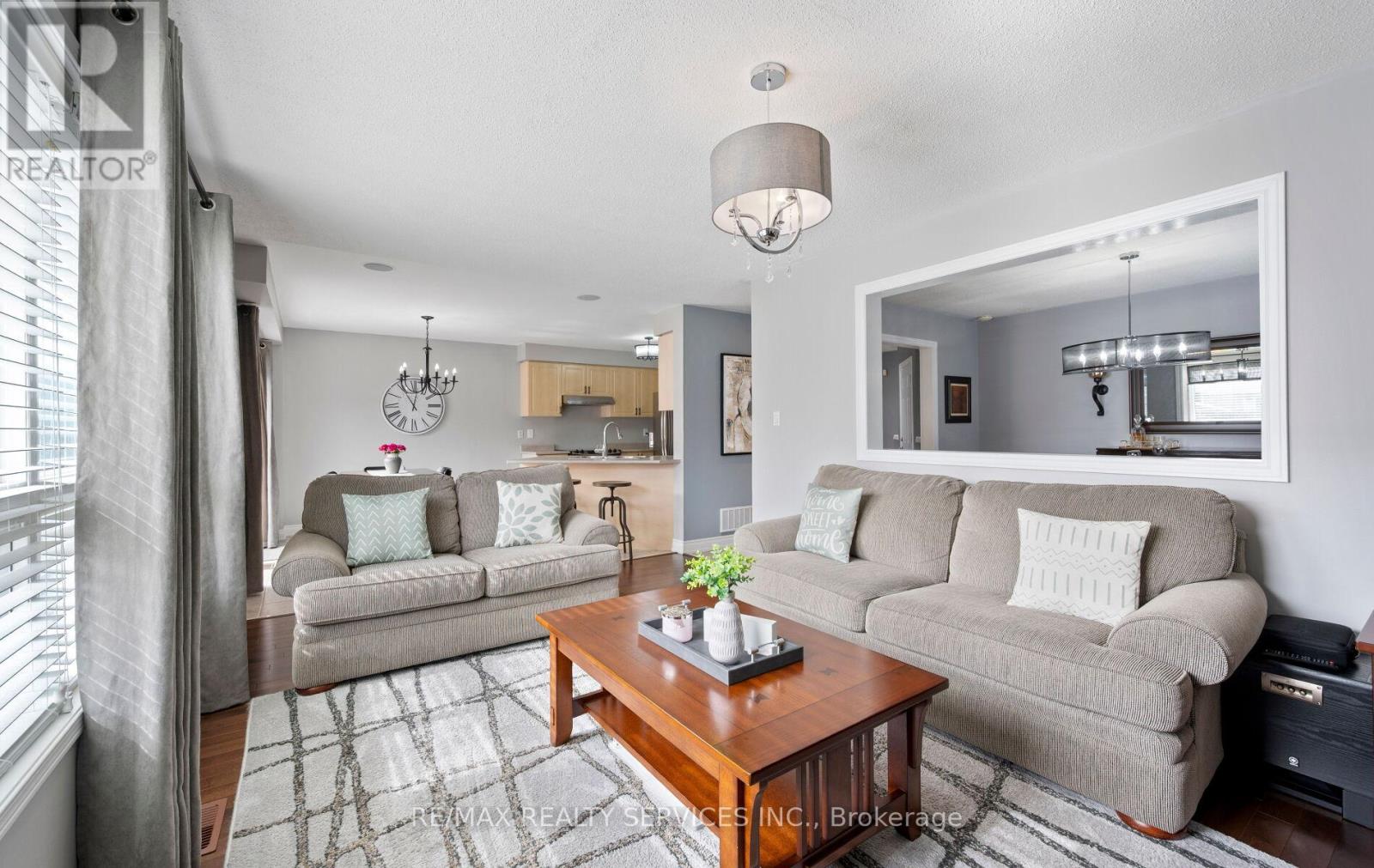 61 Earl Grey Crescent, Brampton, Ontario  L7A 2L2 - Photo 11 - W12938458