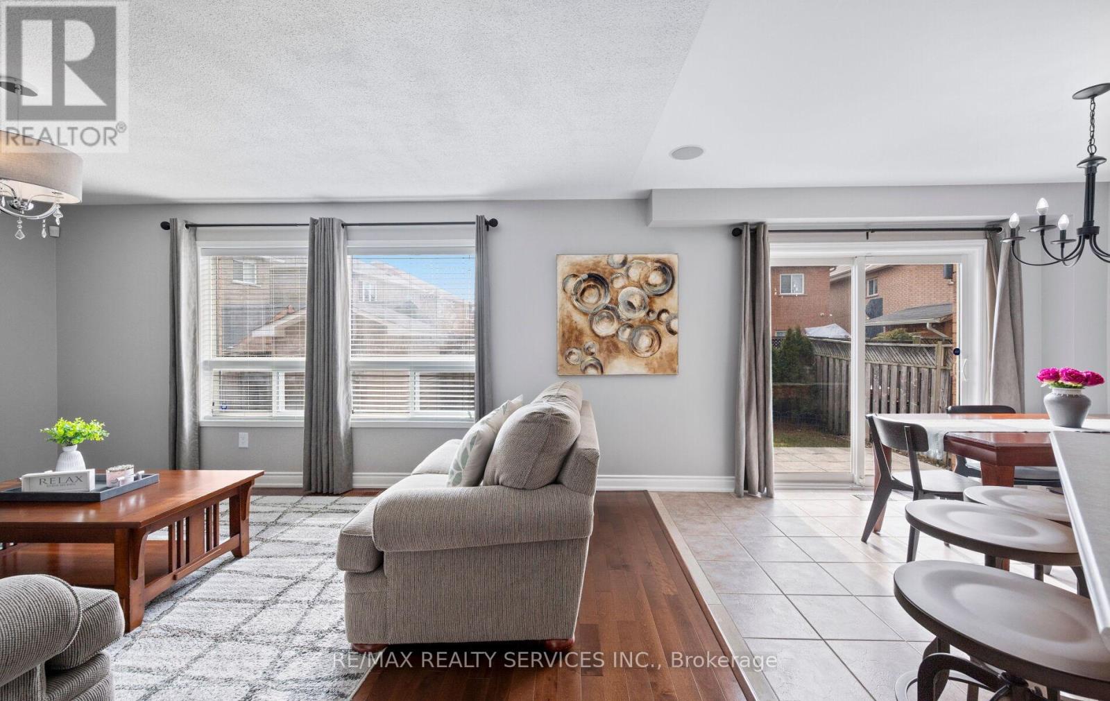 61 Earl Grey Crescent, Brampton, Ontario  L7A 2L2 - Photo 12 - W12938458