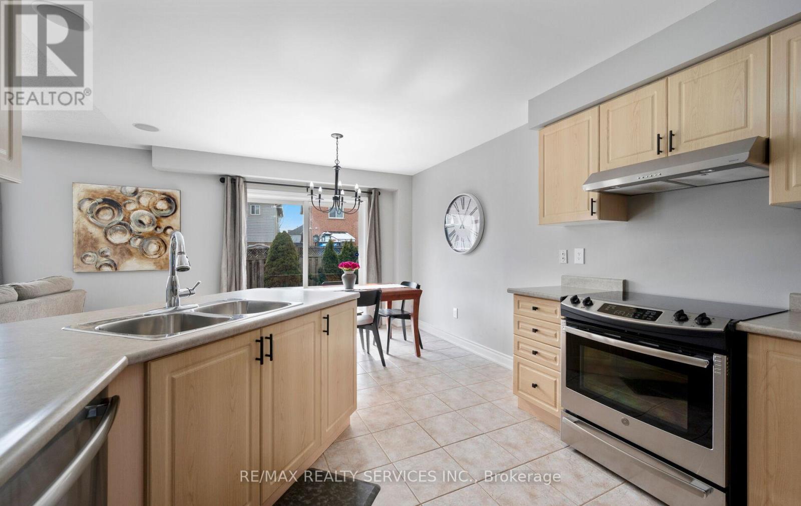 61 Earl Grey Crescent, Brampton, Ontario  L7A 2L2 - Photo 19 - W12938458