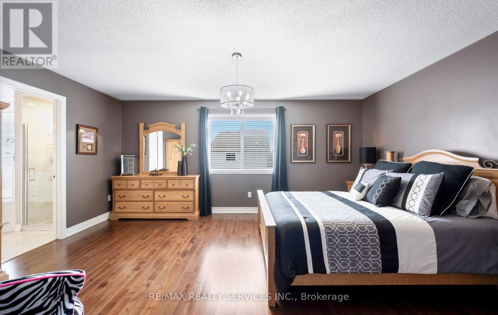 61 Earl Grey Crescent, Brampton, Ontario  L7A 2L2 - Photo 24 - W12938458