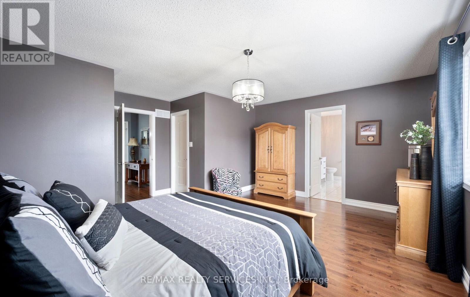 61 Earl Grey Crescent, Brampton, Ontario  L7A 2L2 - Photo 25 - W12938458