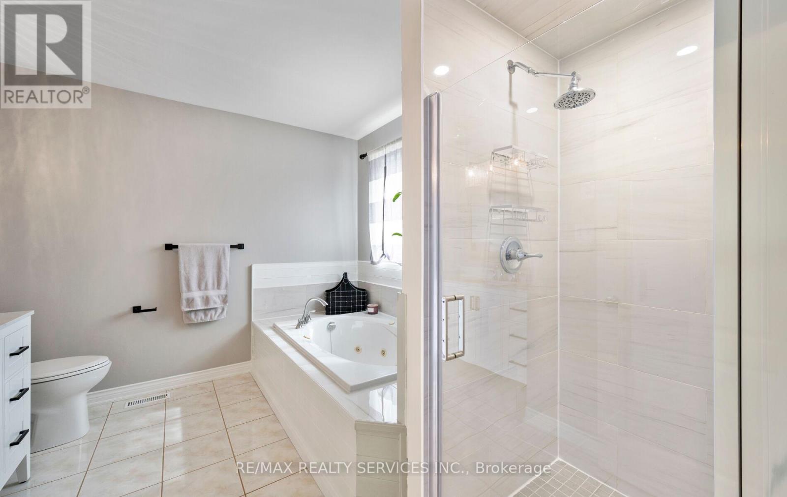 61 Earl Grey Crescent, Brampton, Ontario  L7A 2L2 - Photo 26 - W12938458