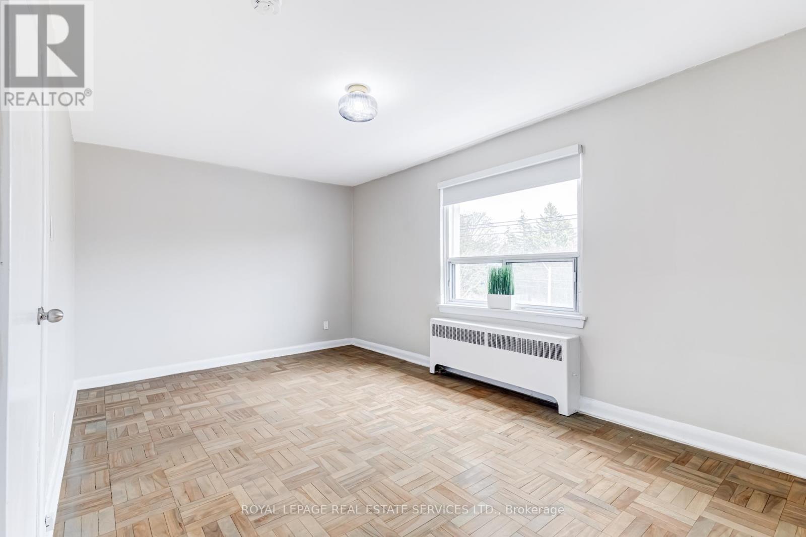 11 - 2846 Bloor Street, Toronto, Ontario  M8X 1A9 - Photo 13 - W12938478