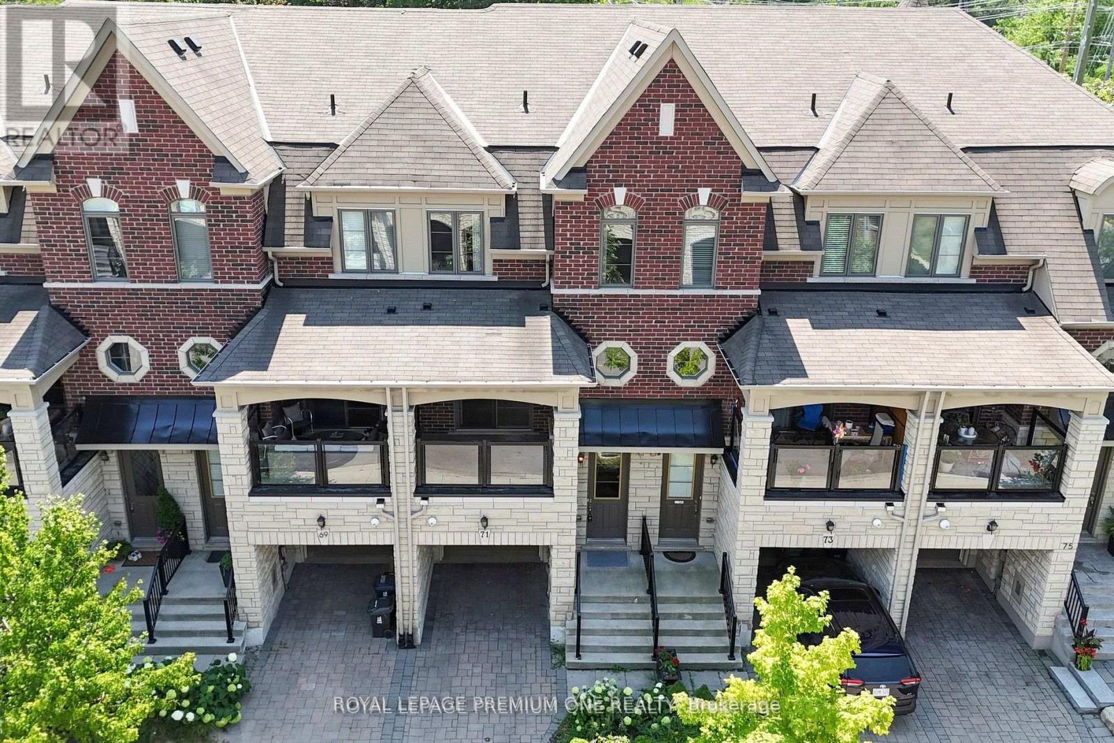 71 Dryden Way, Toronto, Ontario  M9R 0B2 - Photo 2 - W12938526