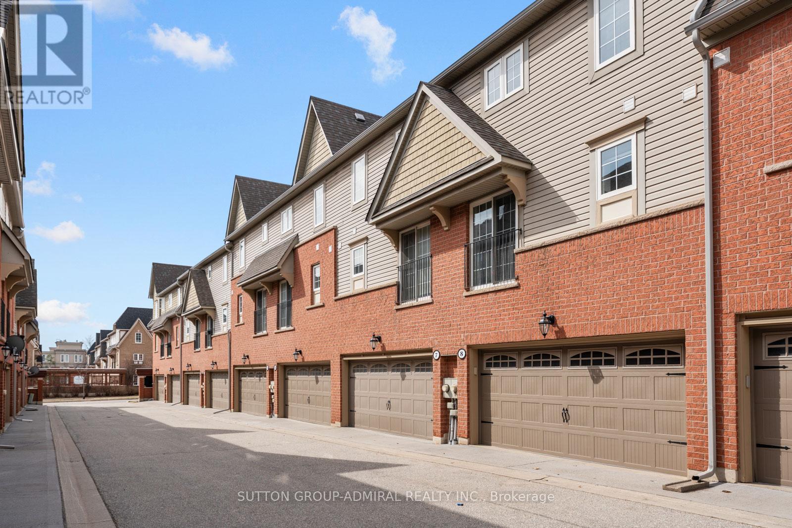 8 - 2341 Parkhaven Boulevard, Oakville, Ontario  L6H 7S5 - Photo 37 - W12938534