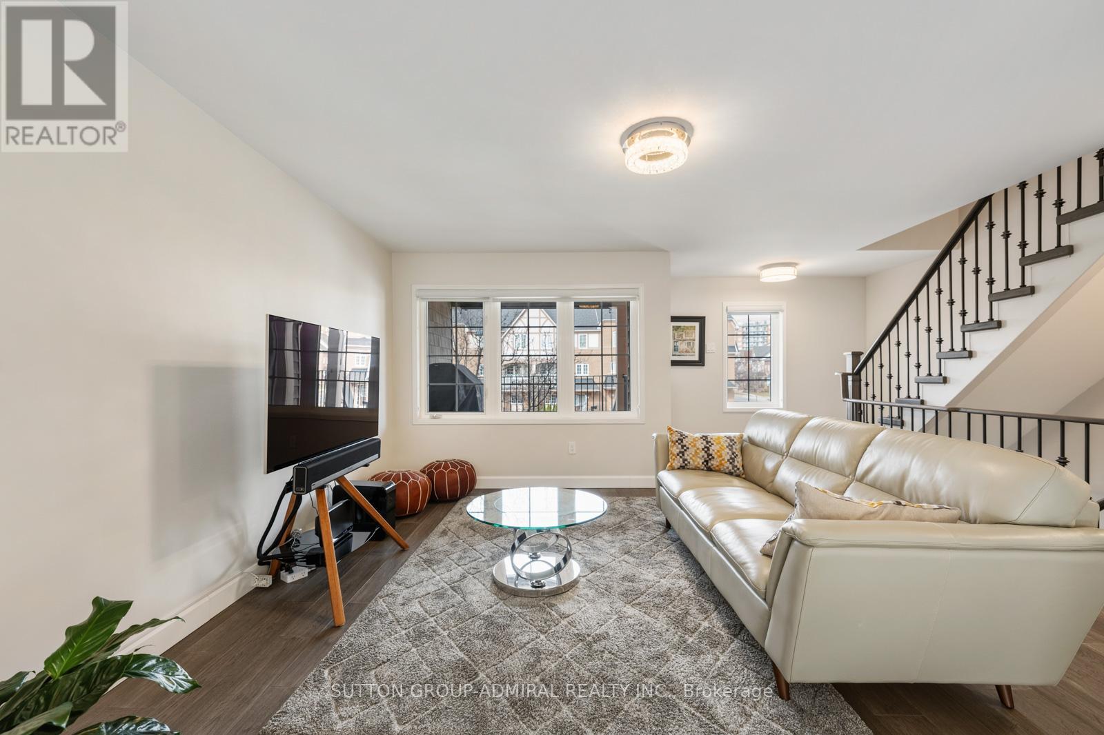 8 - 2341 Parkhaven Boulevard, Oakville, Ontario  L6H 7S5 - Photo 6 - W12938534