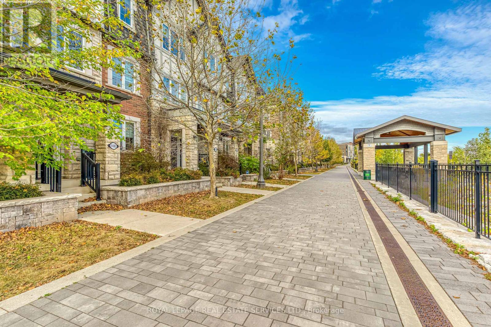 18 - 3002 Preserve Drive, Oakville, Ontario  L6M 0V2 - Photo 3 - W12938538