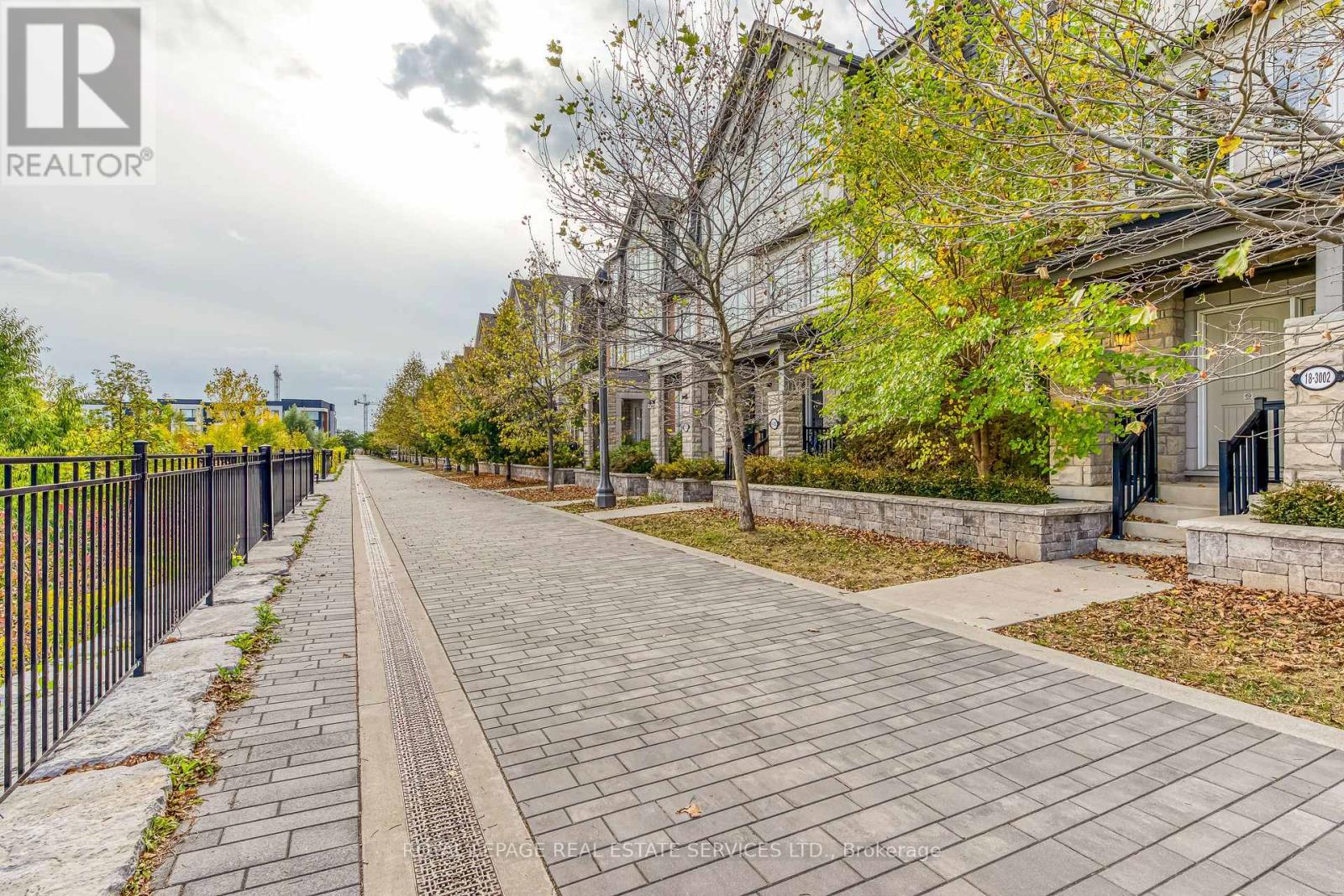 18 - 3002 Preserve Drive, Oakville, Ontario  L6M 0V2 - Photo 4 - W12938538