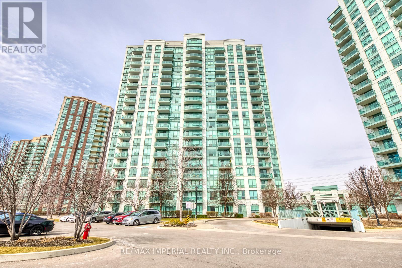 210 - 4850 Glen Erin Drive, Mississauga, Ontario  L5M 7S1 - Photo 2 - W12938544