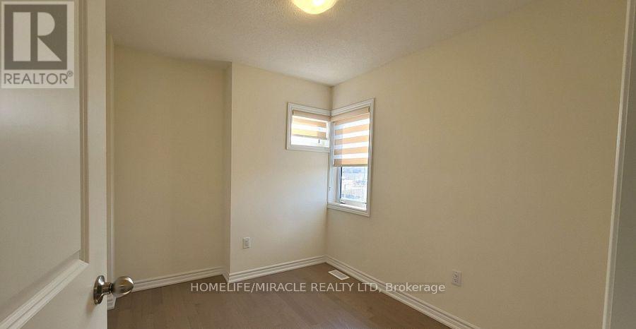 109 Donald Ficht Crescent, Brampton, Ontario  L7A 5H7 - Photo 26 - W12938550