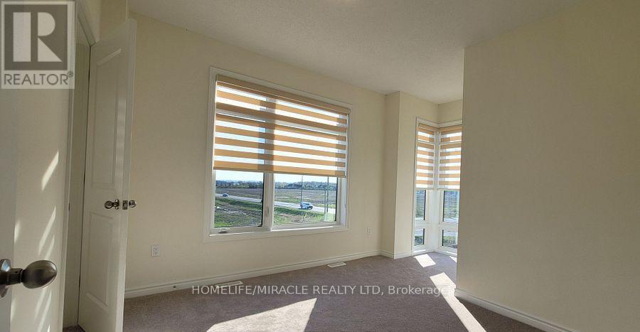 109 Donald Ficht Crescent, Brampton, Ontario  L7A 5H7 - Photo 27 - W12938550