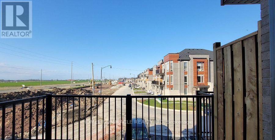 109 Donald Ficht Crescent, Brampton, Ontario  L7A 5H7 - Photo 38 - W12938550