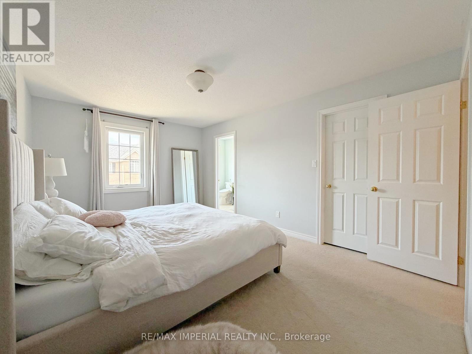 60 - 2280 Baronwood Drive, Oakville, Ontario  L6M 5J8 - Photo 16 - W12938598