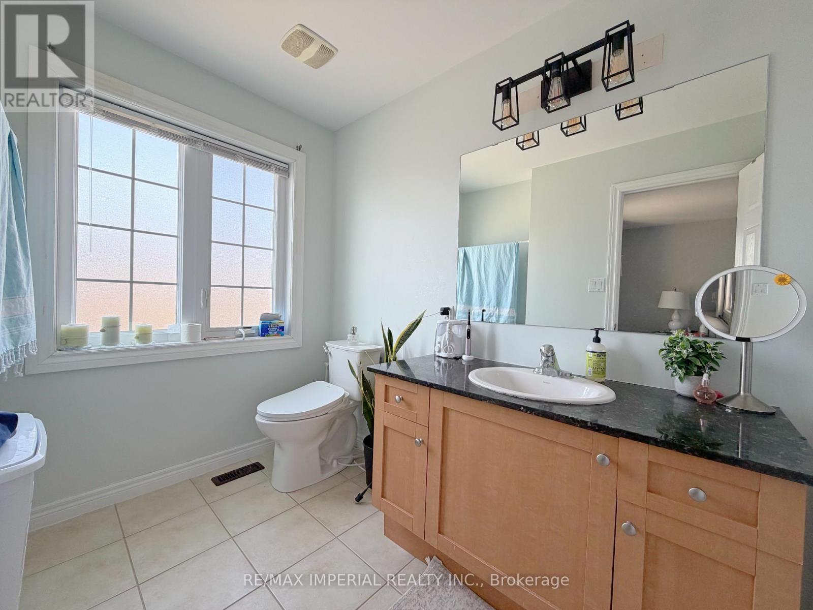 60 - 2280 Baronwood Drive, Oakville, Ontario  L6M 5J8 - Photo 18 - W12938598