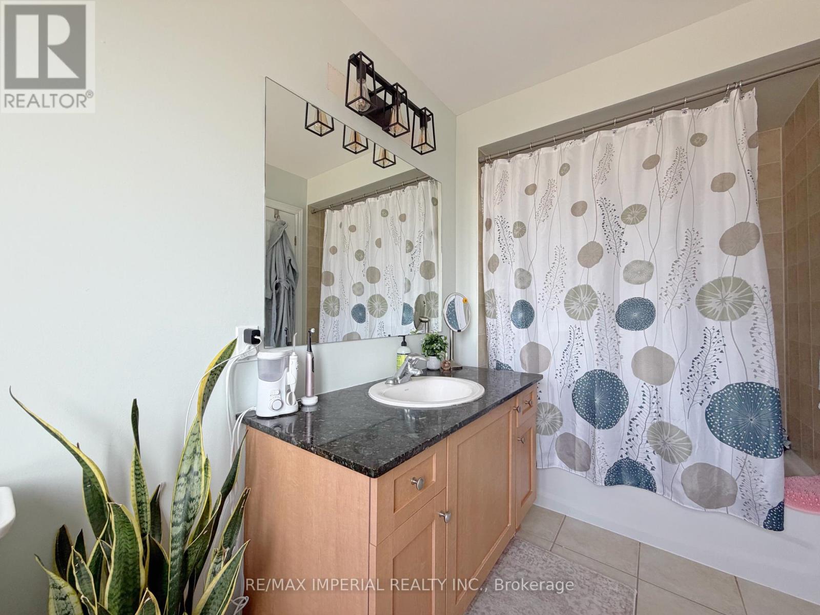 60 - 2280 Baronwood Drive, Oakville, Ontario  L6M 5J8 - Photo 19 - W12938598