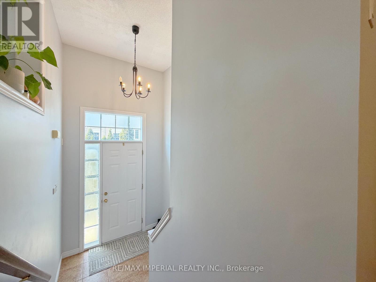 60 - 2280 Baronwood Drive, Oakville, Ontario  L6M 5J8 - Photo 4 - W12938598