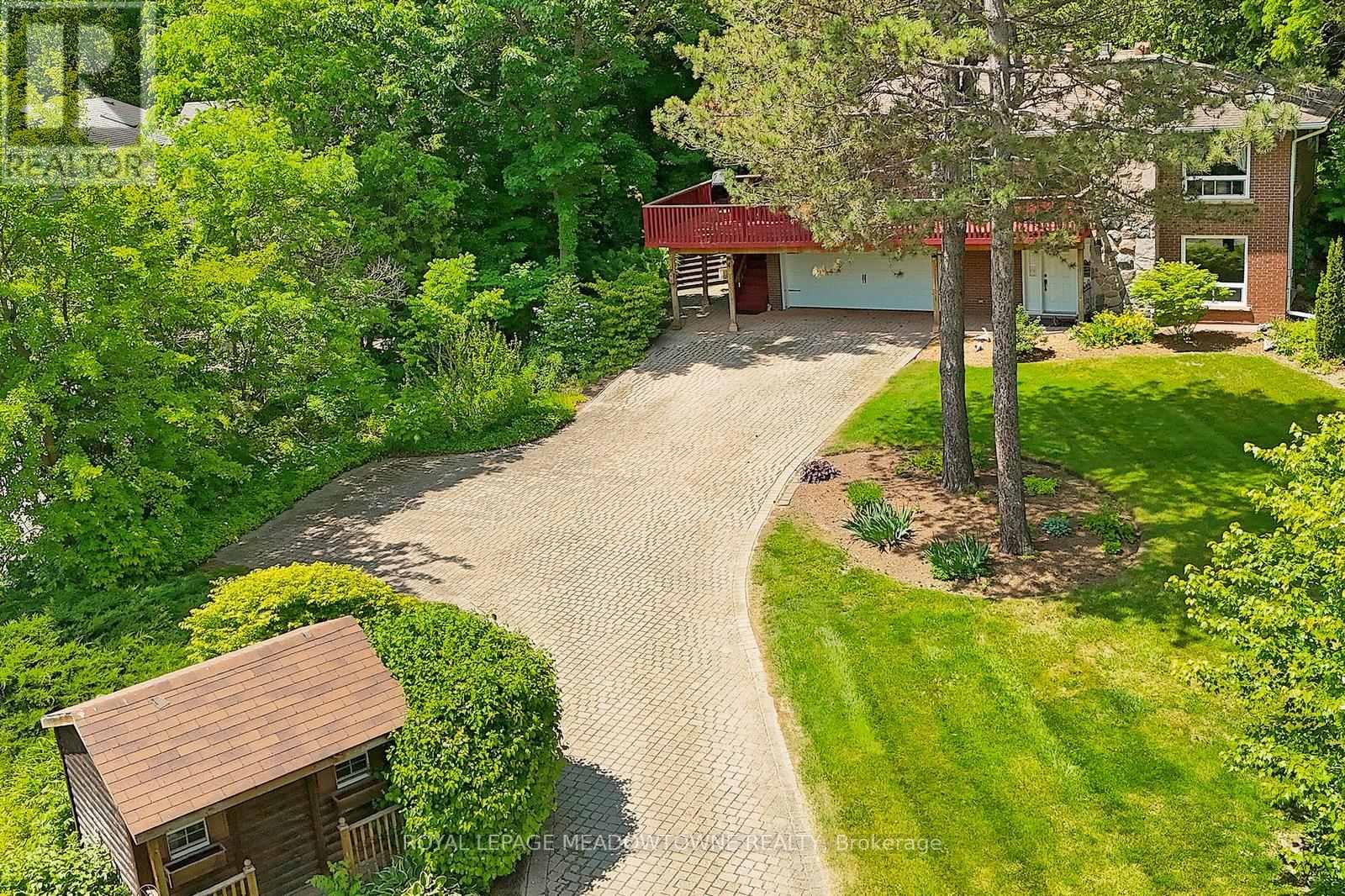 4 Ann Street, Halton Hills, Ontario  L7G 2V2 - Photo 49 - W12938610