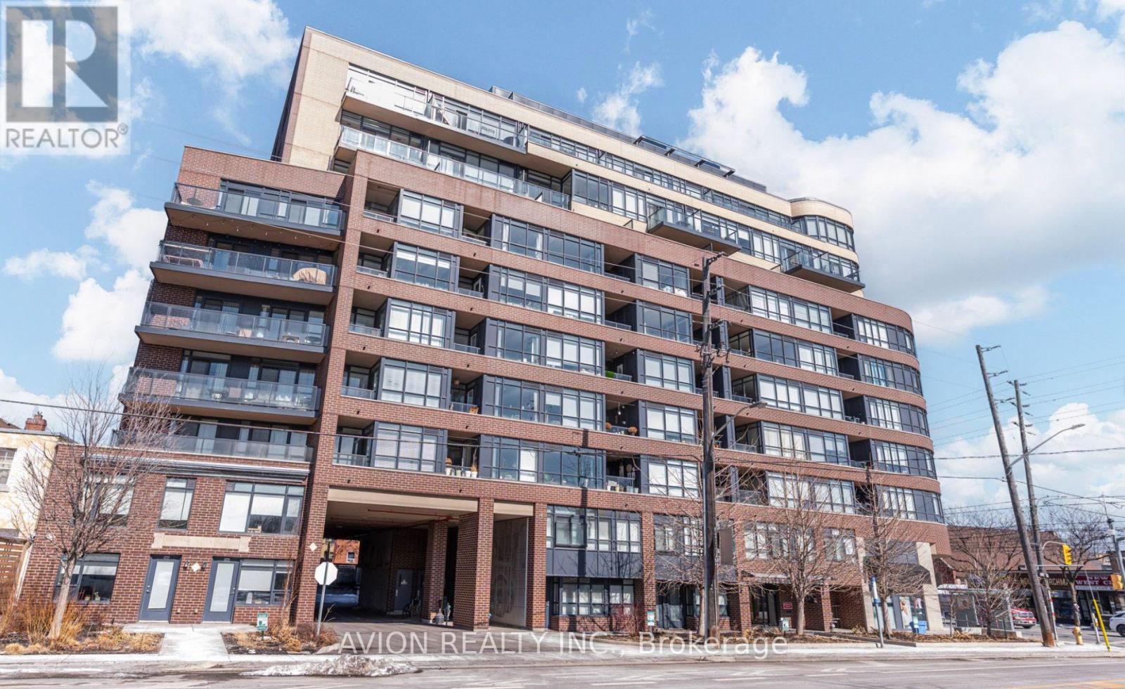 611 - 11 SUPERIOR AVENUE, Toronto, Ontario