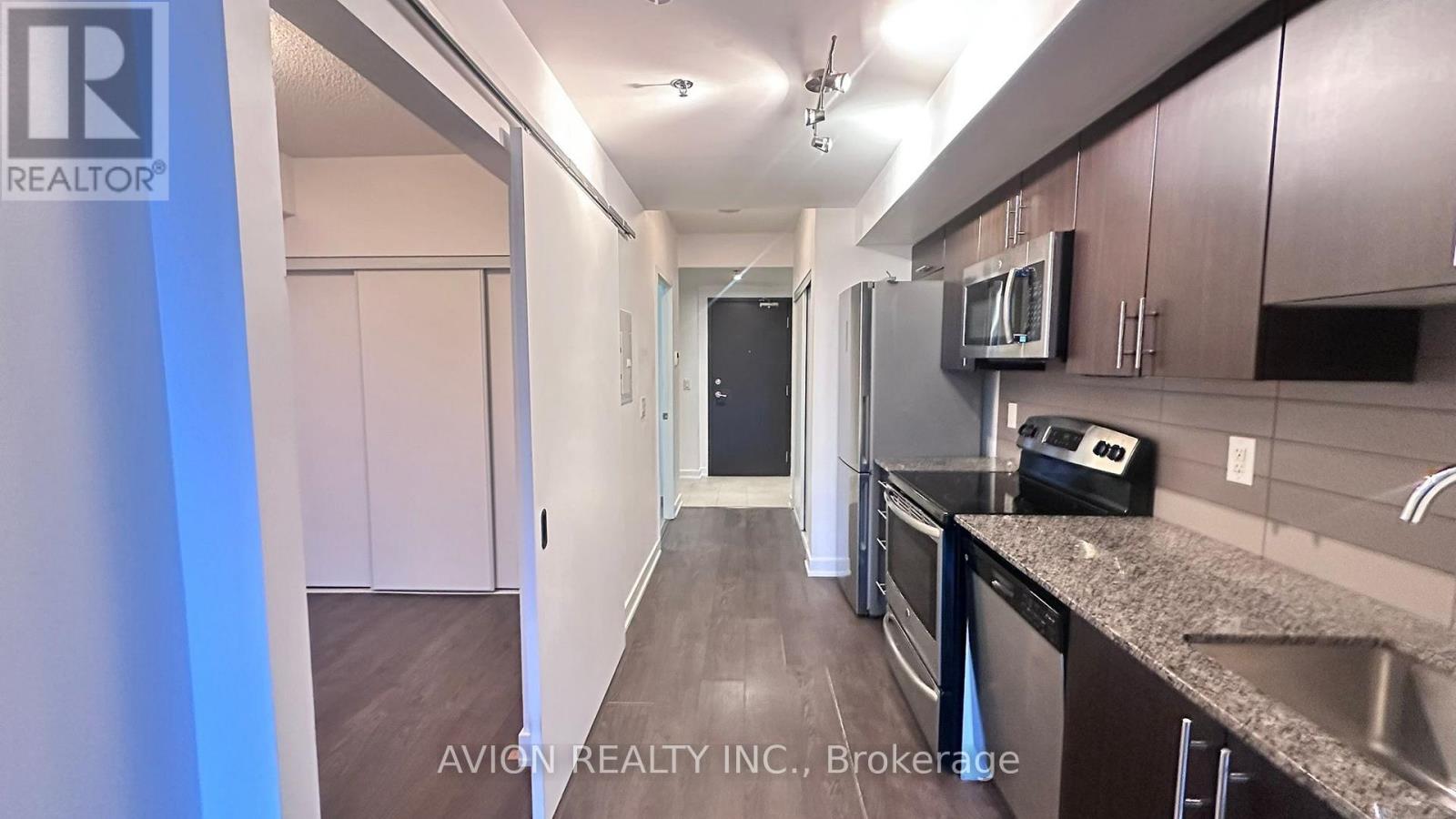 611 - 11 Superior Avenue, Toronto, Ontario  M8V 0A7 - Photo 2 - W12938614